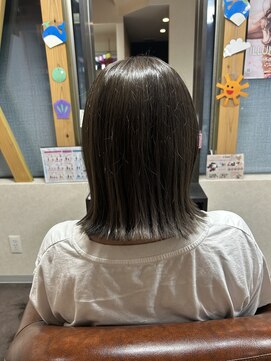 ジェリカ(Jlica) ぷつっと外ハネミディアム