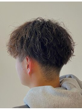 ジョイボックス(JOYBOX) ツーブロック＋ツイストスパイラルパーマ　30代40代50代