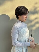 ラヴィズム(LUVISM) ショートカット丸みショート耳掛けひし形小顔ハンサムショート