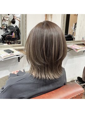 ヘアメイク アンフィ(amphi) 筋感ベージュくびれミディ..~*＊.