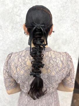 ラビス(Lovis) ミディアム/暗めカラー/デザインカラー/フェイスフレーミング