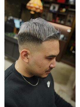 ホワイトシルバー