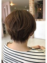 ドゥ スタイル 三国ヶ丘店(Duex Style)&nbsp;白髪ぼかしブリーチONカラー　新色サニーレイ×軽やかショート