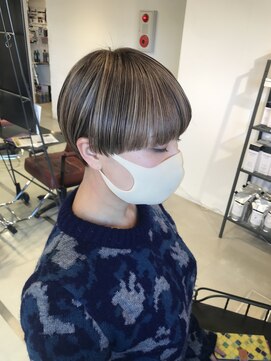 アズヘアー(A's HAIR) マッシュショート&ハイライトカラー
