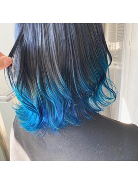 ガルボ ヘアー(garbo hair) #ネイビーブルー #ブルー #個性 #グラデーション