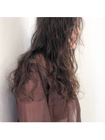 ガーランドウメダ(Garland umeda)&nbsp;ヒッピーパーマ×ロング