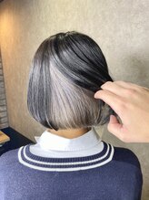 今大人気のインナーカラー☆全体をブリーチはしたくないけど、オシャレを楽しみたい方には超オススメ♪♪