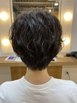 バイエイト 野並店(By Eight) ゆるパーマできまるショート