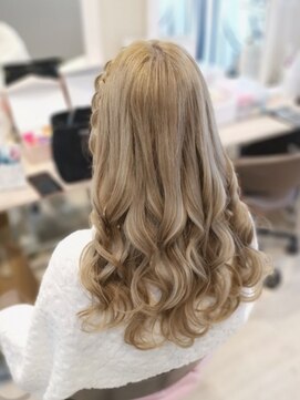 ヘアセットサロン ミント(Hair set salon MINT) 編み込みダウンスタイル