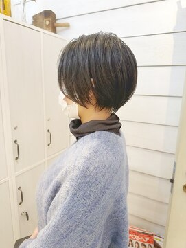 ニューラインギンザ(New-Line 銀座) 空気感のある束間ショート［金子涼］