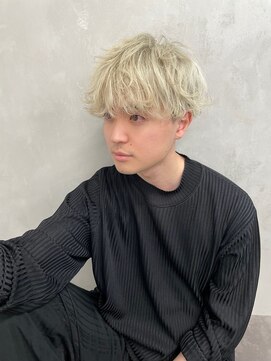 ガルテ(GARTE) ホワイトブロンドマッシュ