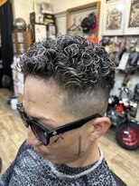 ヘアーサロン タムラ&nbsp;極道パーマ、メッシュカラー