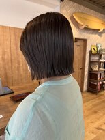 バイエイト 野並店(By Eight) ぱつっとショート×カーキアッシュ