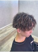 金髪メッシュ×ツイストスパイラル