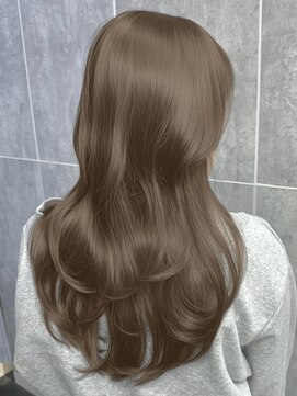 アマトウキョウスマートサロン(AMA TOKYO×Smart Salon) ヘーゼルベージュ　ブリーチなし　レイヤーカット　海外風