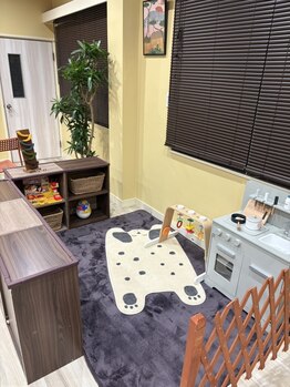 ヌビラ(Nubira)の写真/お子様連れOK♪キッズスペースあり！親子で一緒に通えるのが嬉しいアットホームな空間！キッズカットも◎