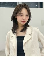 ユーフォリア 新宿通り(Euphoria)&nbsp;ツヤ髪透明感ミディレイヤー似合わせカット