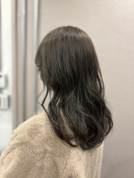 レンネ(Renee) 色気ロング×ブリーチなしダブルカラ-《オリーブグレージュ》