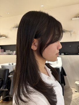 ローグ(Logue) 韓国風カット＋顔まわりレイヤーカット