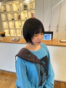ルッツ(Lutz. hair design) short layer 0418