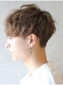 軽めマッシュ刈り上げフェードハイトーンシャドウパーマ/本厚木