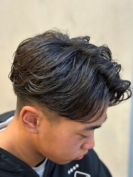 ルーメン 岐阜(ROOO MEN) フェザーパーマ