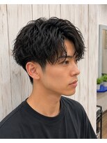 ルートヘア 辻堂店 メンズフェザーパーマセンターパート黒髪ニュアンスショート人気