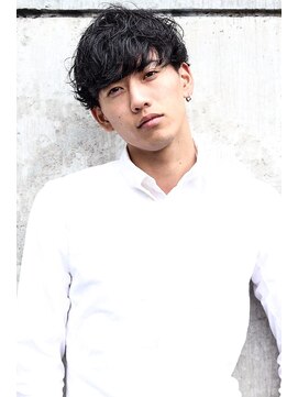 ヘアーワークス ヘルム 渋谷店(HAIR WORKS HELM) [HELM渋谷]マッシュテクノツーブロック×クセ毛風パーマ