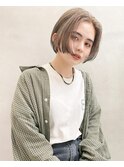 【早瀬忍 梅田中津】ブロンドベージュデザインカラー×ミニボブ