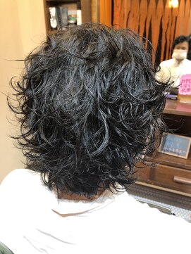 バーバー アカダマ ニュアンスパーマ