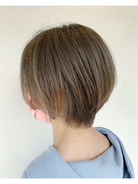 バレッタ(barretta) グレージュショートボブ