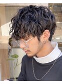 波巻きスパイラルパーマツーブロックツイストパーマメンズヘア