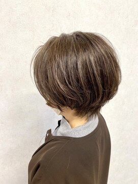 アース 長崎大村店(HAIR&MAKE EARTH) 白髪ぼかしハイライト×ショートボブ