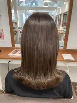 リンダ Lindaの写真/最先端の研究技術で生まれた、全ての女性の為のヘアケアブランドAujua使用◎指通りなめらかな艶めくヘアに*