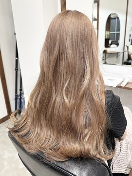 ルイ(ROUIS produced by LUCK 津田沼) ROUIS 津田沼 ミルクティーベージュ