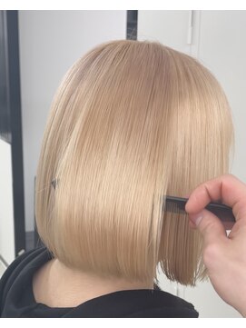 レブ 心斎橋(REV.) 着物/フェミニンロング/似合わせカット/ウェーブミディアム/大阪