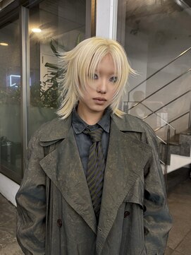 レコ 渋谷(LECO) ホワイトブロンドハイトーンのショートウルフ