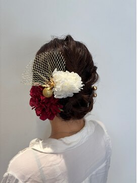 クルム(KURUMU) ふわふわシニヨン