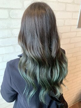 アリー 新百合ヶ丘店(ally) グラデーション