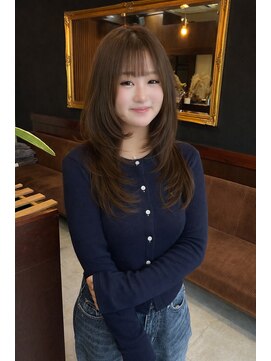 アイズウェスト(I's WEST) ハッシュカット