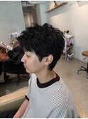 刈り上げなしショート/アップバング