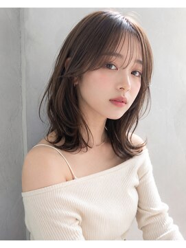 ロティー 天神(loty) ミディアム レイヤー ボブ 小顔 似合わせ 透明感カラー
