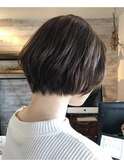 前上がりボブ