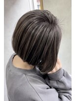 クララ(CLALA Ohashi)&nbsp;白髪染めから垢抜けるハイライトカラー【古賀義大】