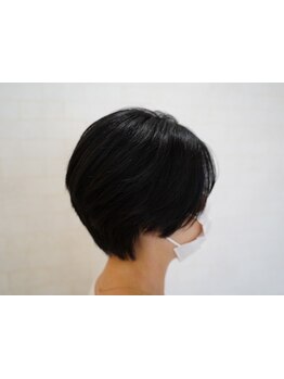 ◇大人女性に人気◇お手入れしやすい×再現性の高いカットで、一人ひとりに合ったスタイルを提案致します◎