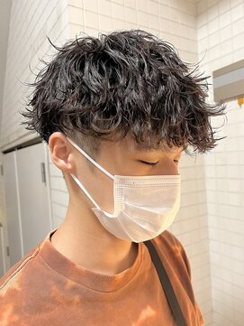 エリマバイフィフス 調布(elima by fifth) 刈り上げマッシュ強め波巻きパーマ波巻きスパイラルメンズパーマ