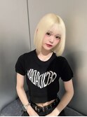 切りっぱなし/金髪/ダブルカラー/ケアブリーチ/韓国風スタイル