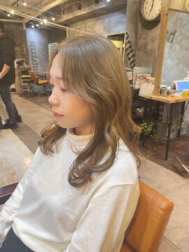 エント(ent) 韓国風くびれカット＊ミルクティーベージュ