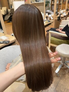 バイオレット ナゴヤ(Violet Nagoya) ナチュラルハイライト ベージュカラー IC-69