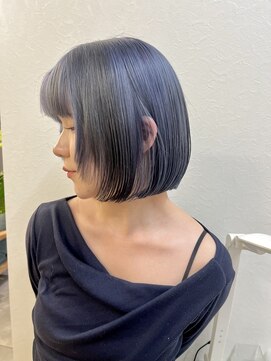 リノショアーズ 元町店(RINOSHORES) くすみブルー×ローライト